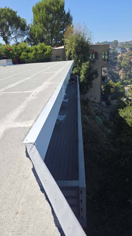 Roof edge fascia / gravel stop in Los Feliz