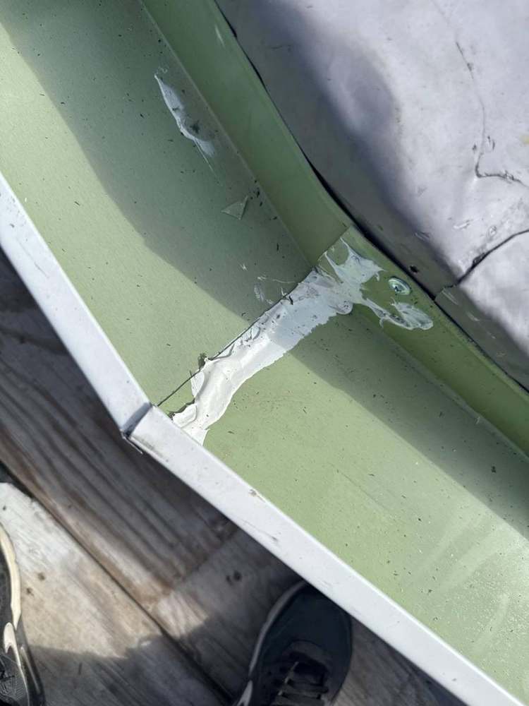 Gutter reseal/repair in Beverly Hills